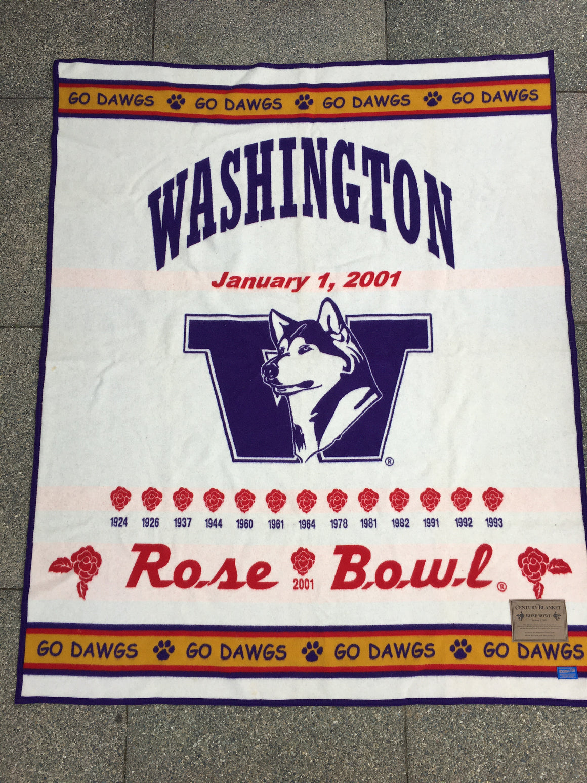 Washington Huskies Rose Bowl Pendleton blanket