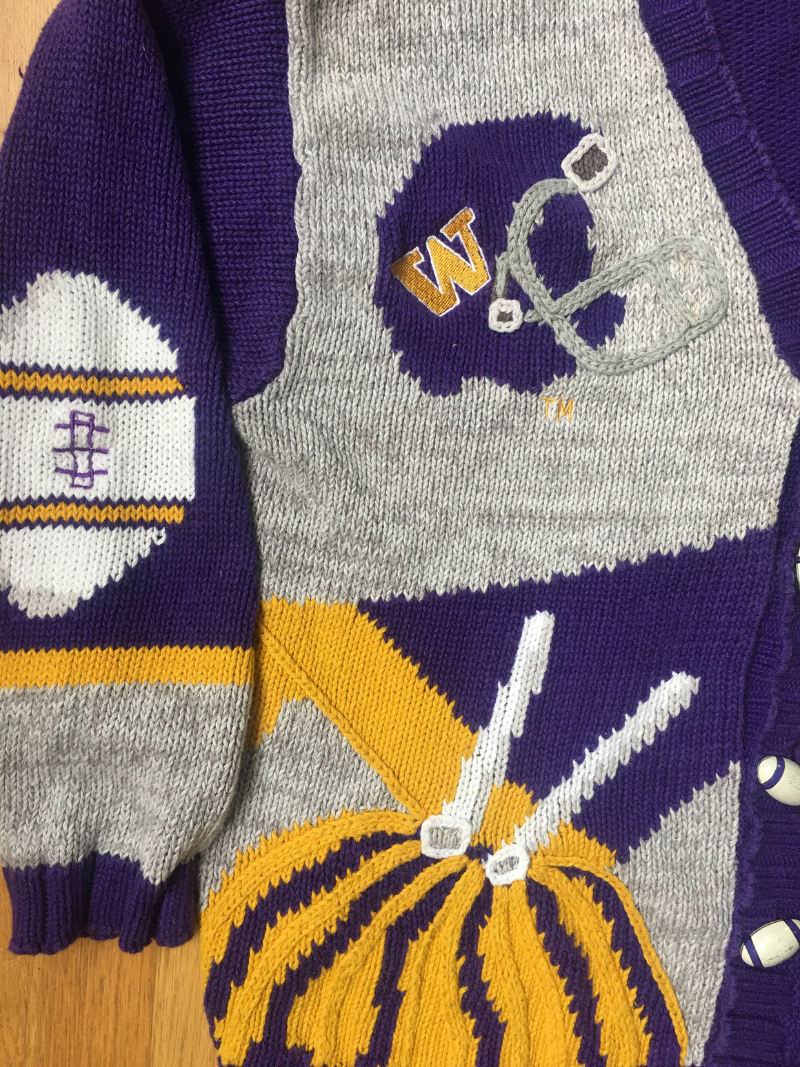 Washington Huskies grandma sweater - Large