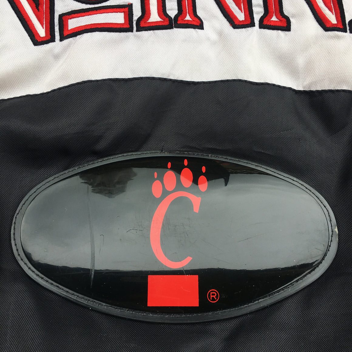 Cincinnati Bearcats Jacket - size BIG Med