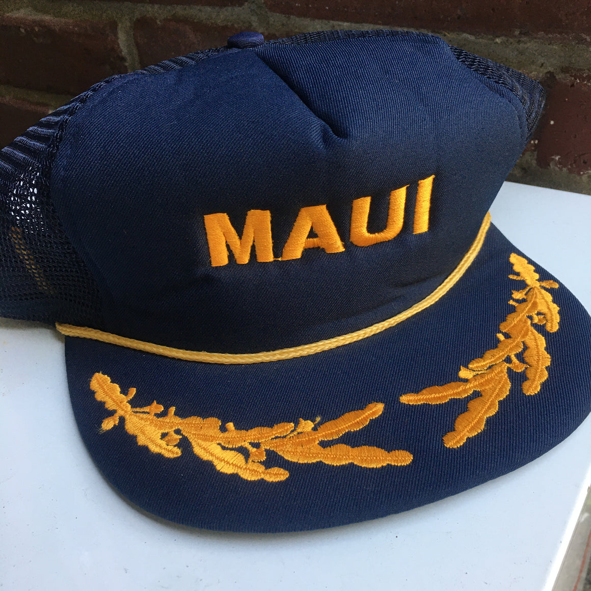 Vintage Maui Hawaii hat