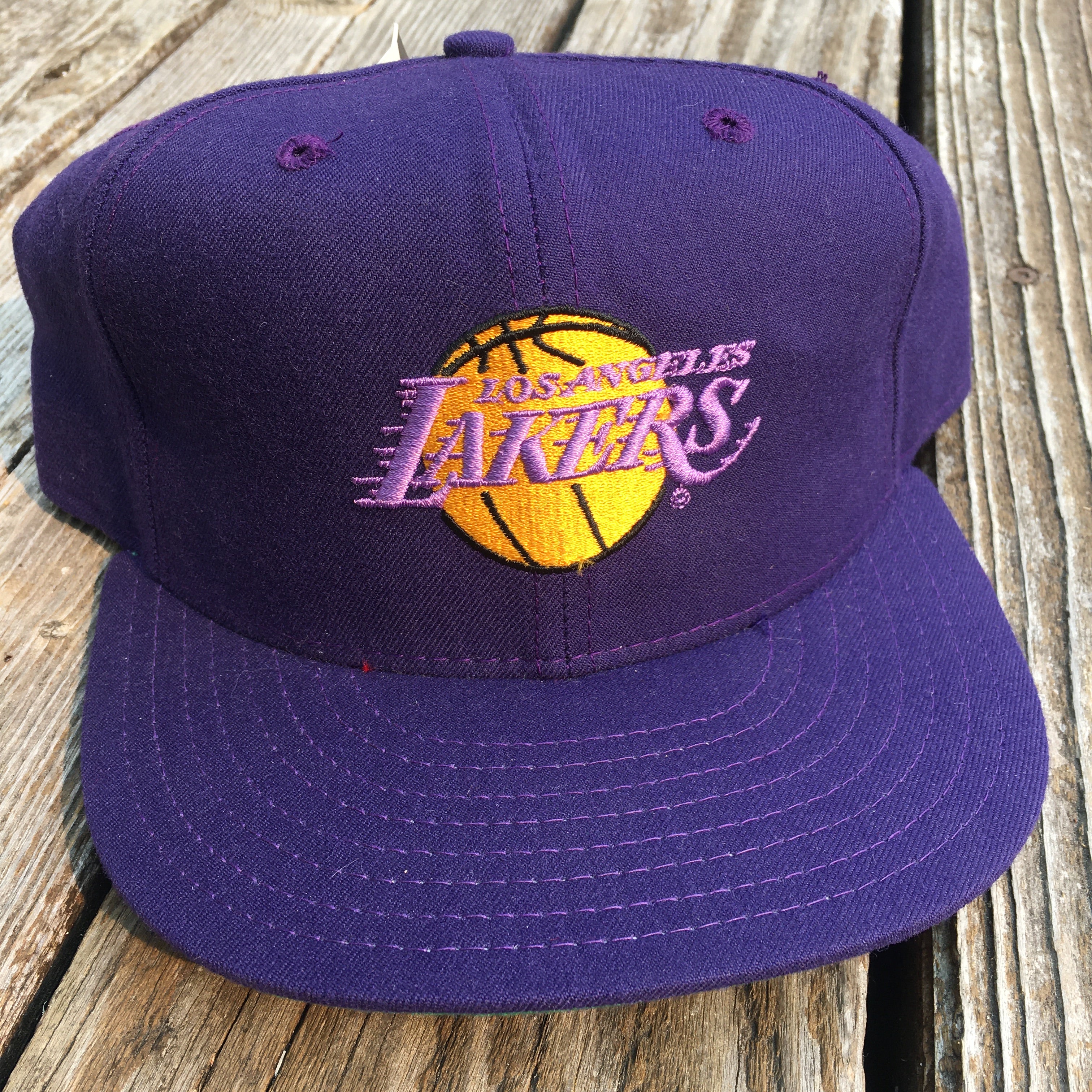 New Era Los Angeles Lakers 59FIFTY Camp Fitted Hat, Cream, Size: 7 1/2 1750, Cotton