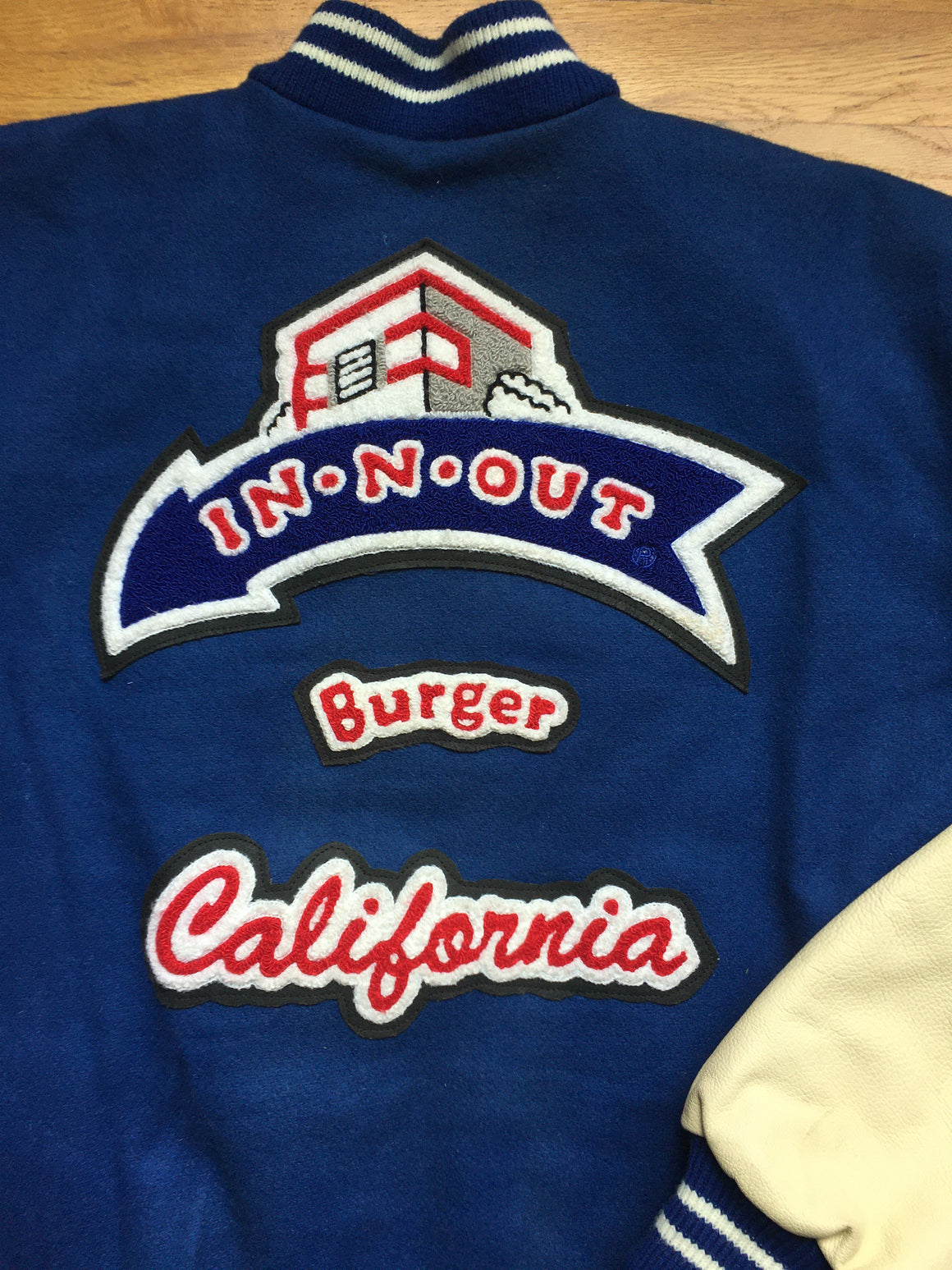 Vintage In-N-Out jacket - XL / 2XL