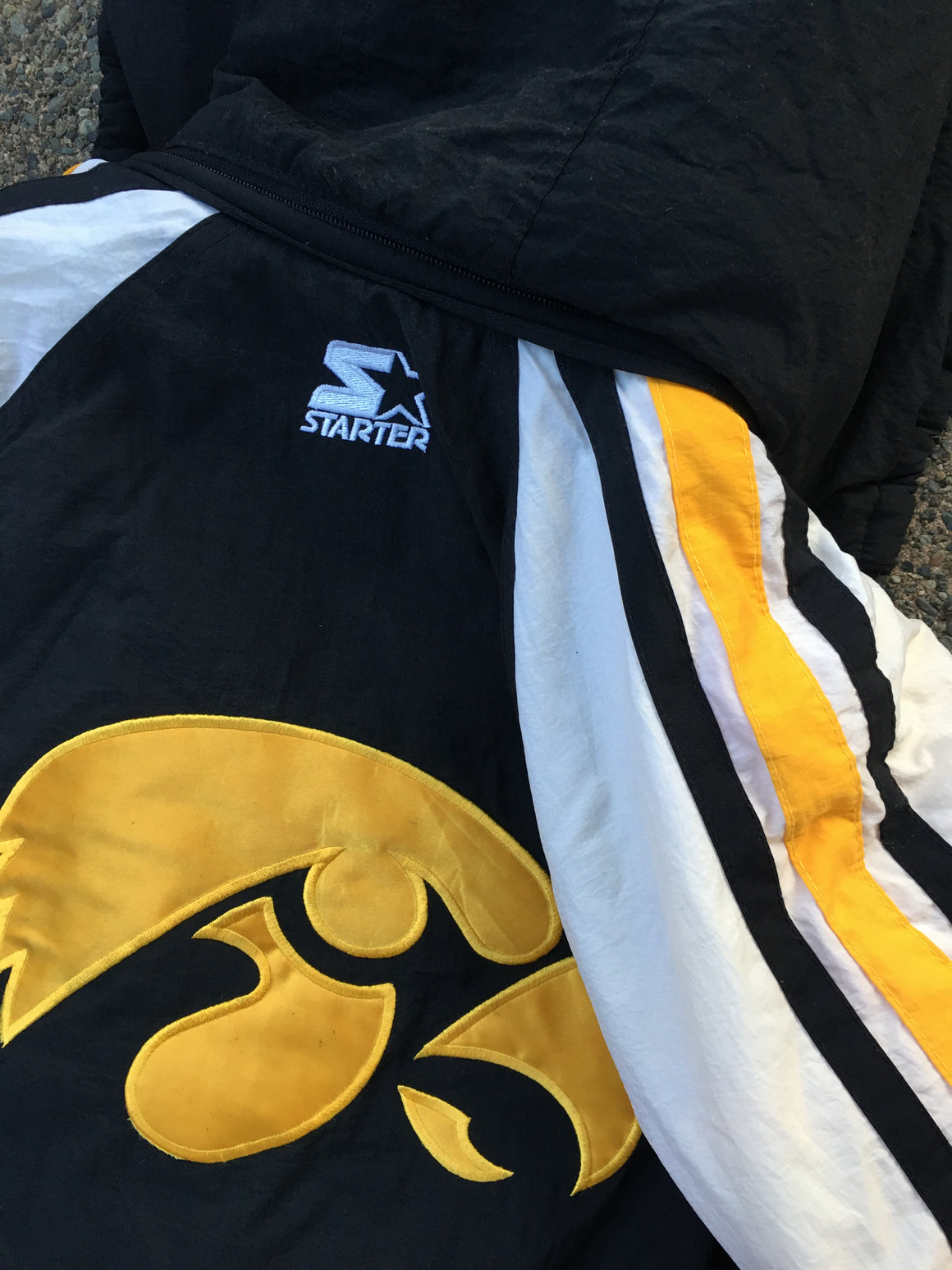 Iowa Hawkeyes Starter jacket - L / XL
