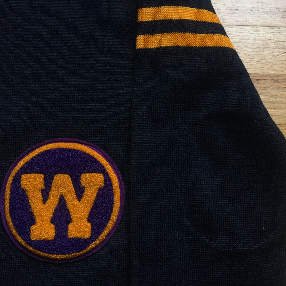 Washington Huskies letterman sweater -Medium