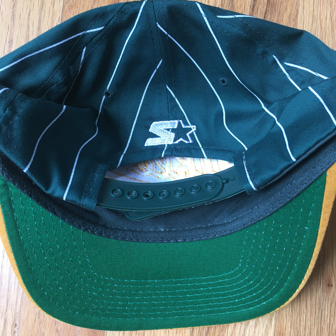 Oakland Athletics Starter pinstripe hat