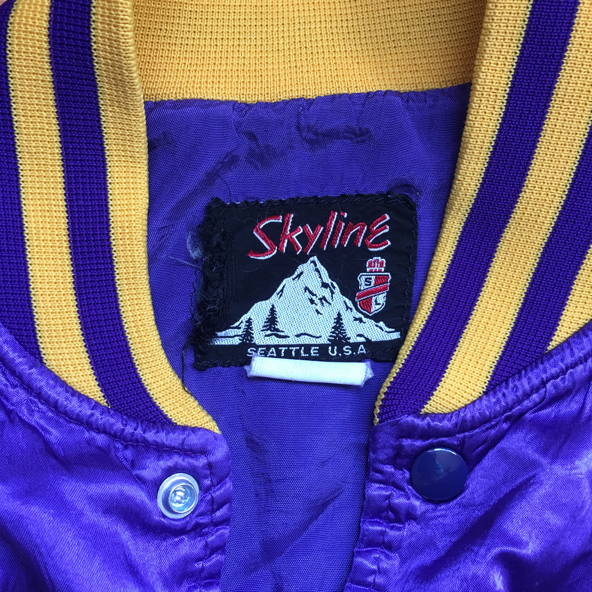 Washington Huskies satin jacket - M / L