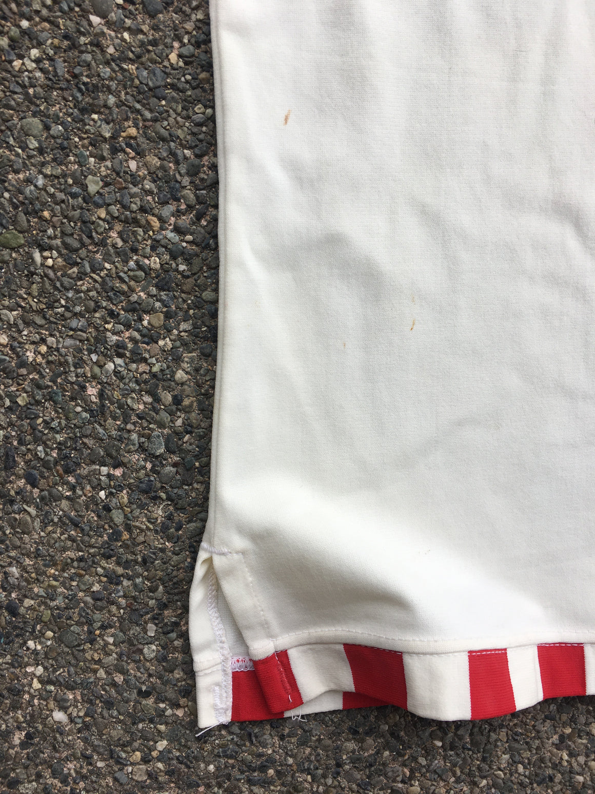 Wisconsin Badgers authentic shooter shirt - M / L
