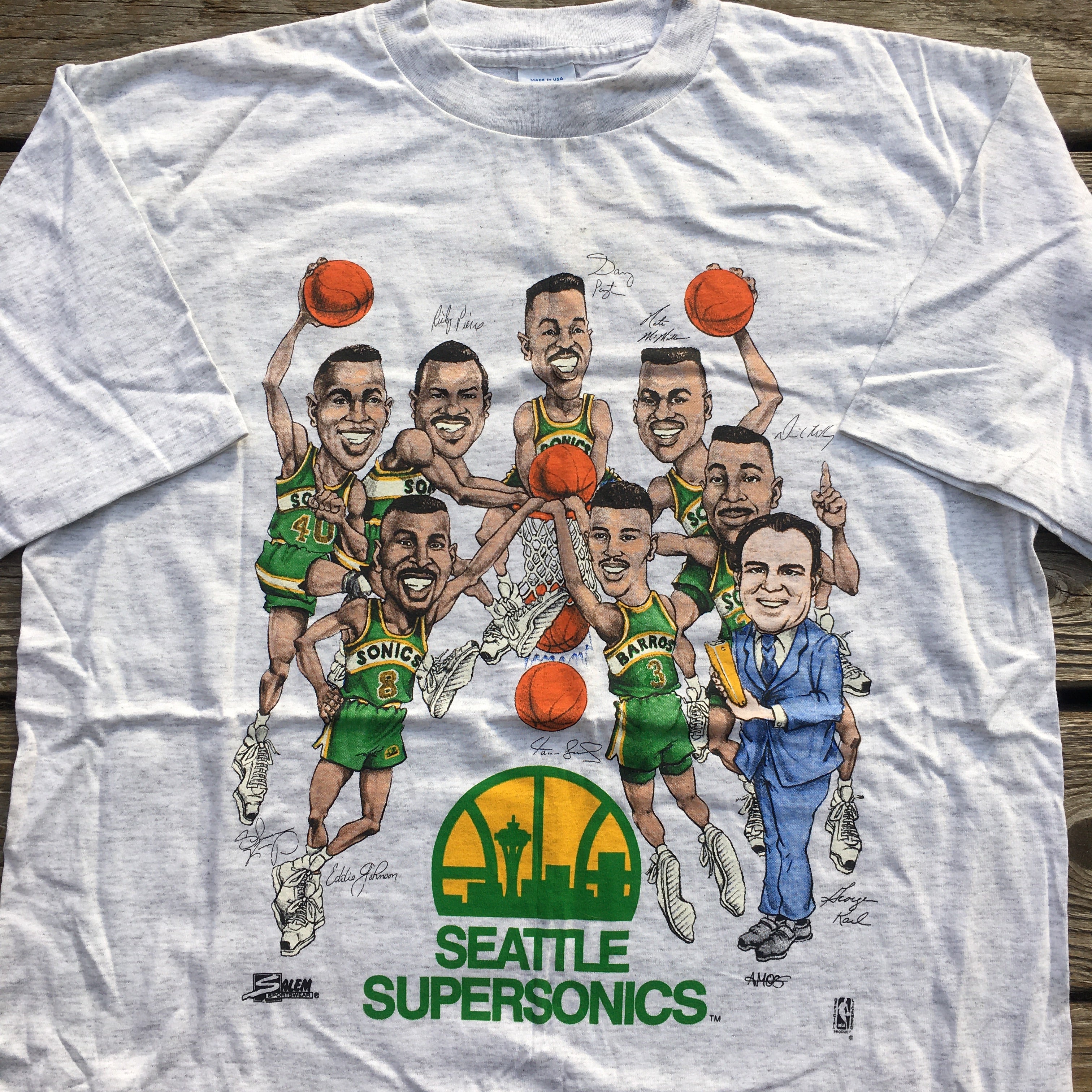 Vintage 90s Seattle Sonics caricatures NBA single stitch T-shirt. Made in  the USA. Large