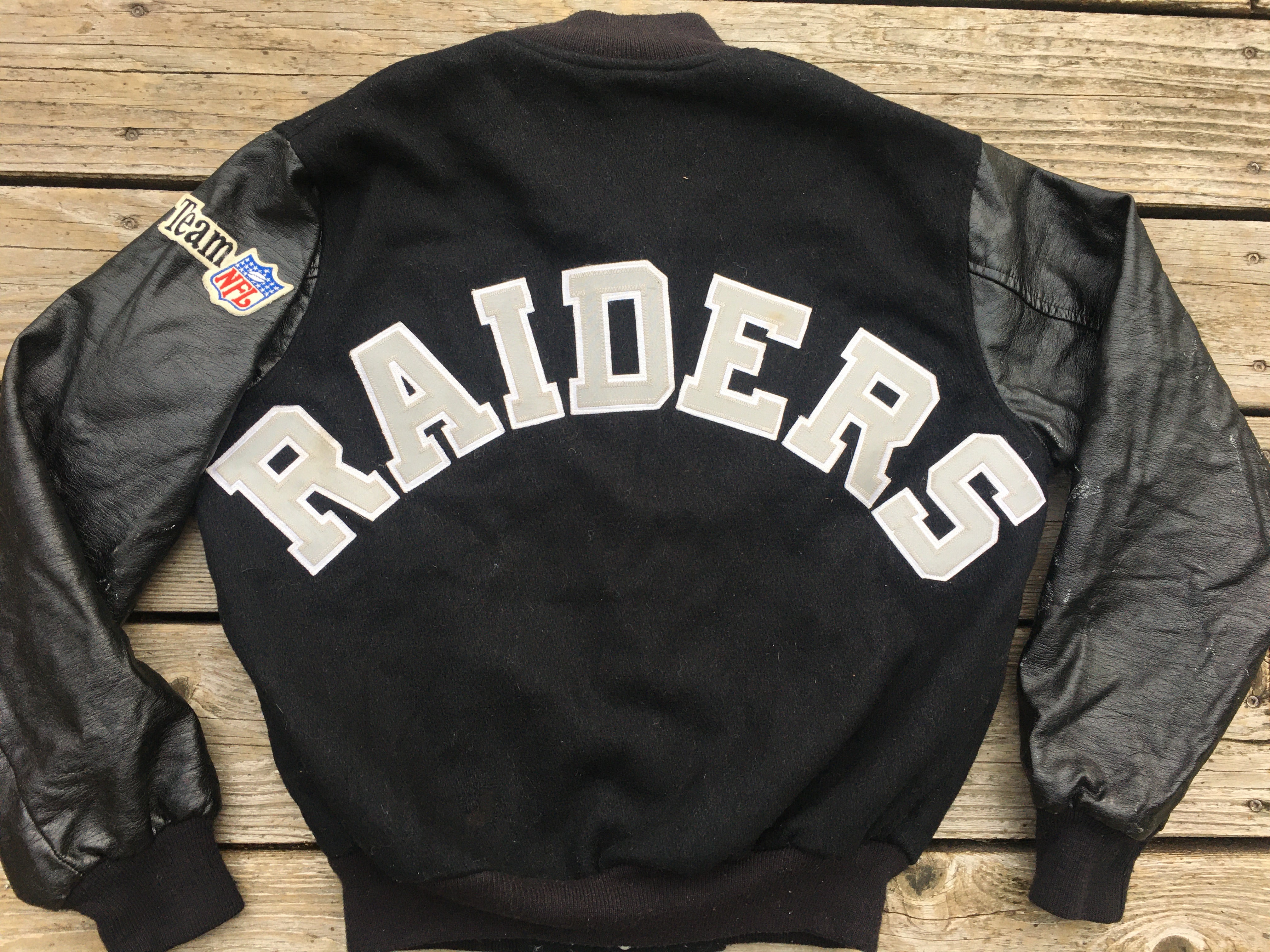 Los Angeles Raiders varsity jacket - M - VintageSportsGear