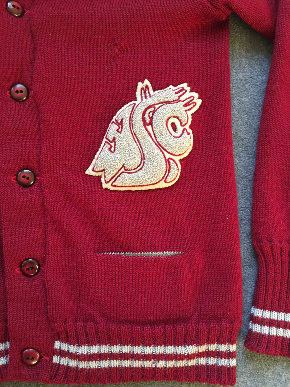 Washington State Cougars letter sweater - S